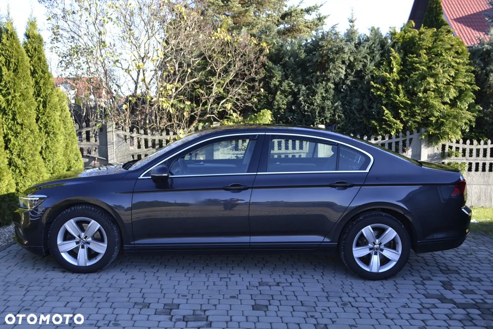 Volkswagen Passat 2.0 TSI Business DSG - 12