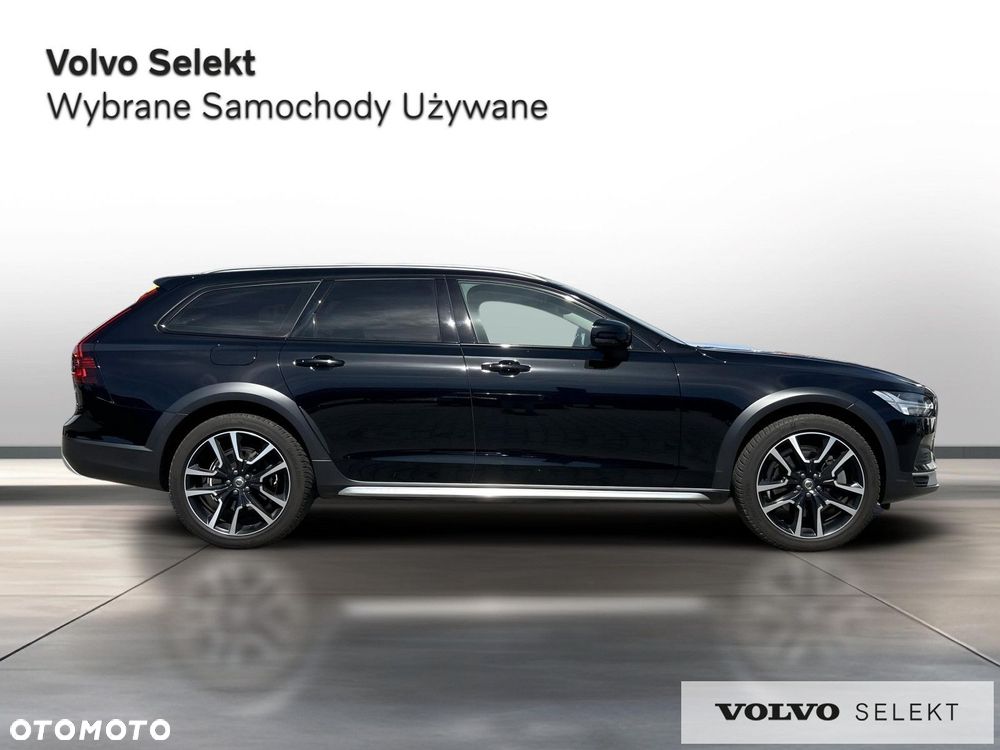 Volvo V90 Cross Country - 7