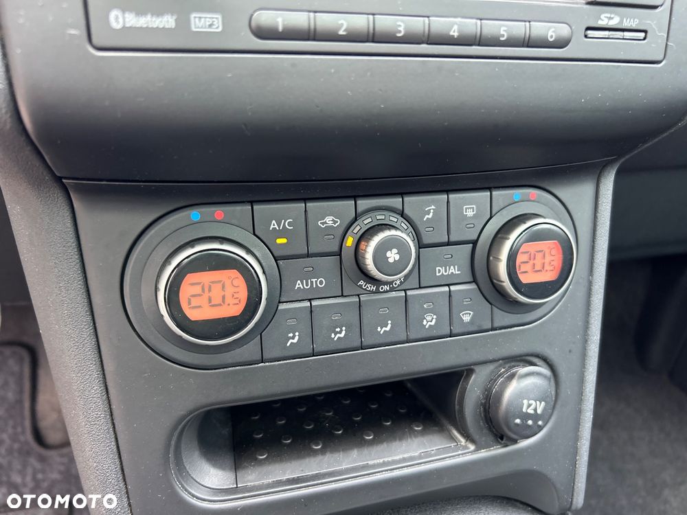 Nissan Qashqai 2.0 lounge - 20