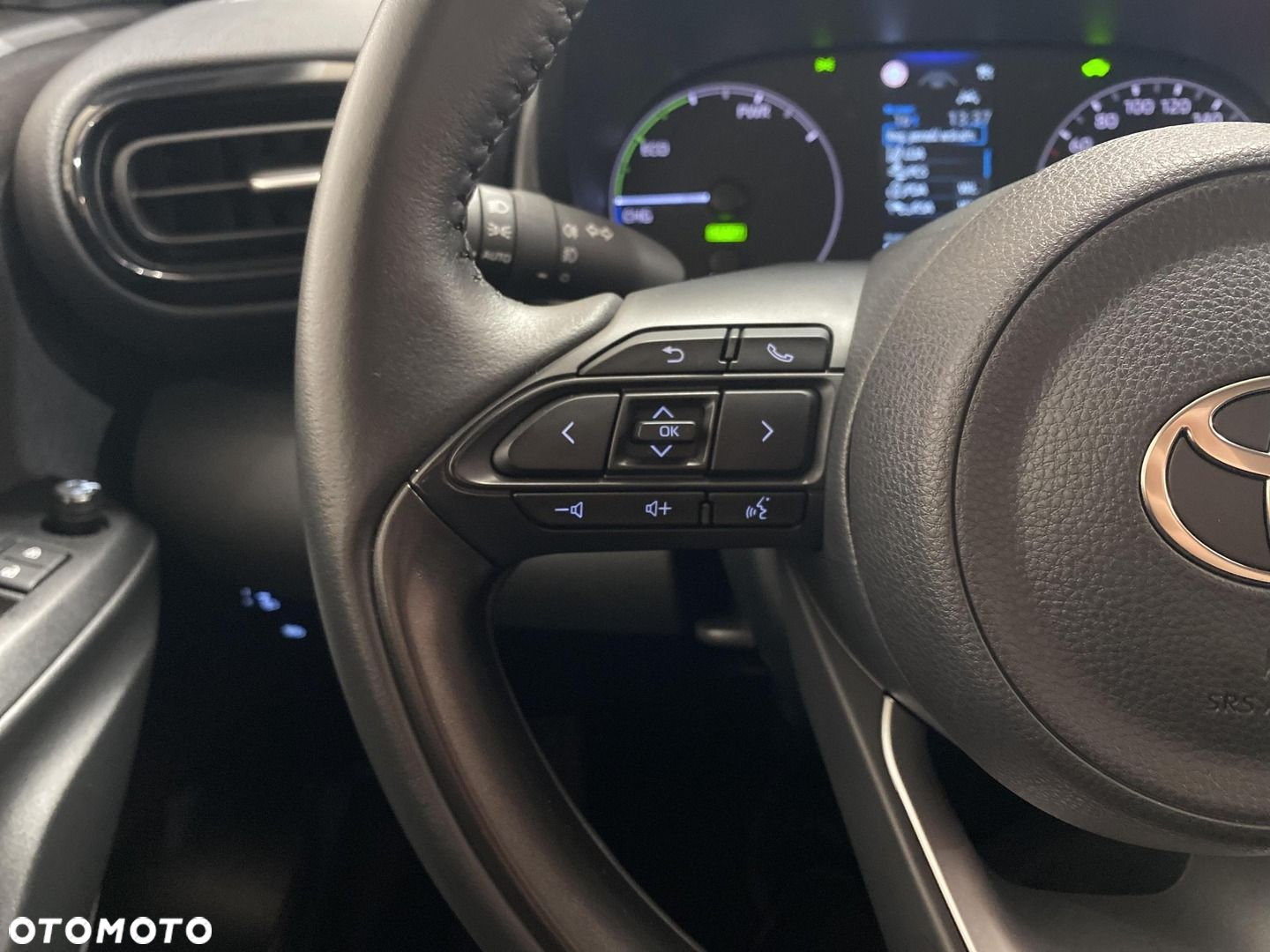 Toyota Yaris Hybrid 1.5 Comfort - 13