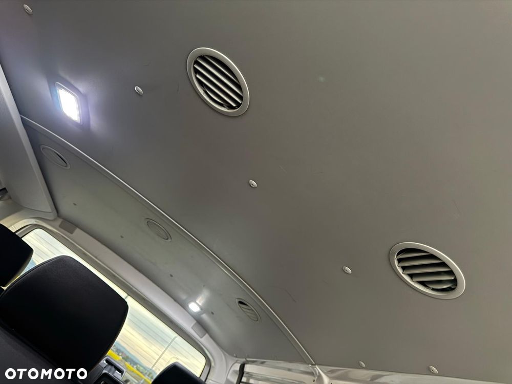 Volkswagen Transporter L1H1 Plus Comfortline - 29