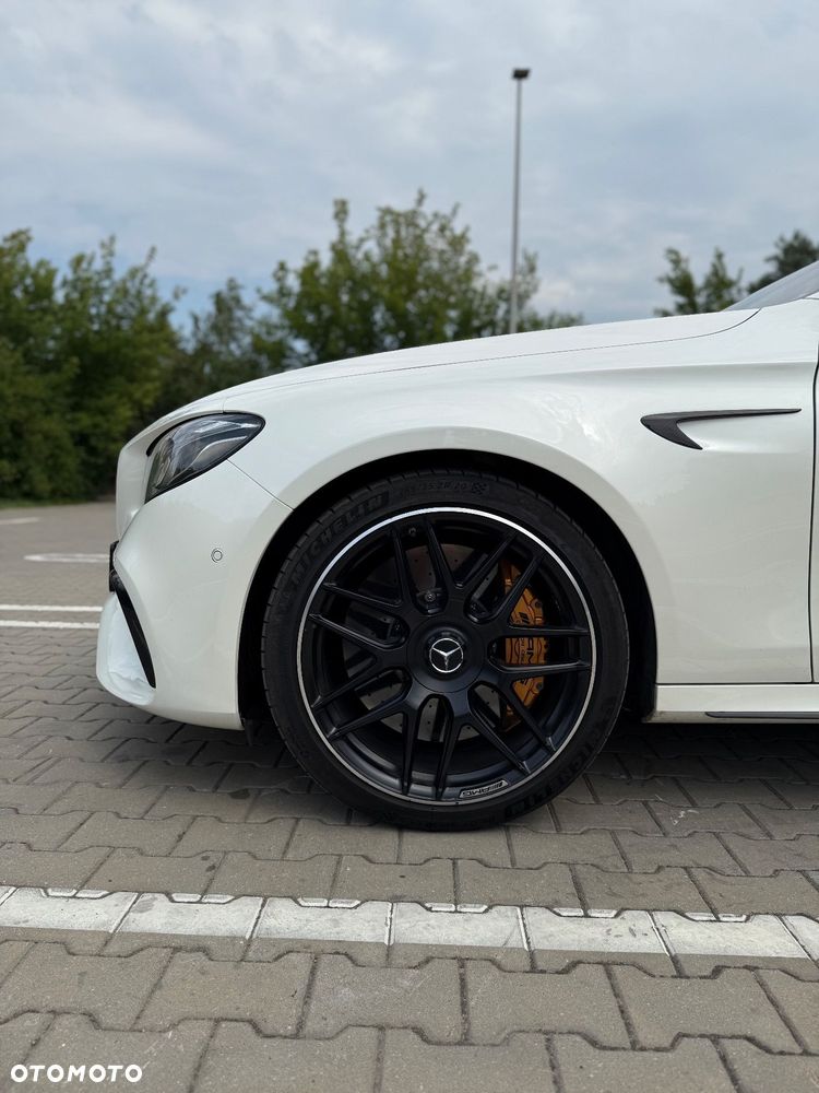 Mercedes-Benz Klasa E - 18