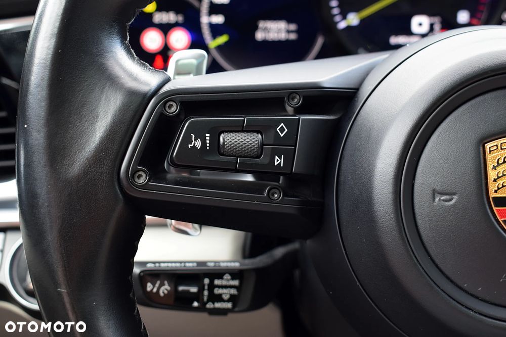 Porsche Panamera 4S E-Hybrid - 11