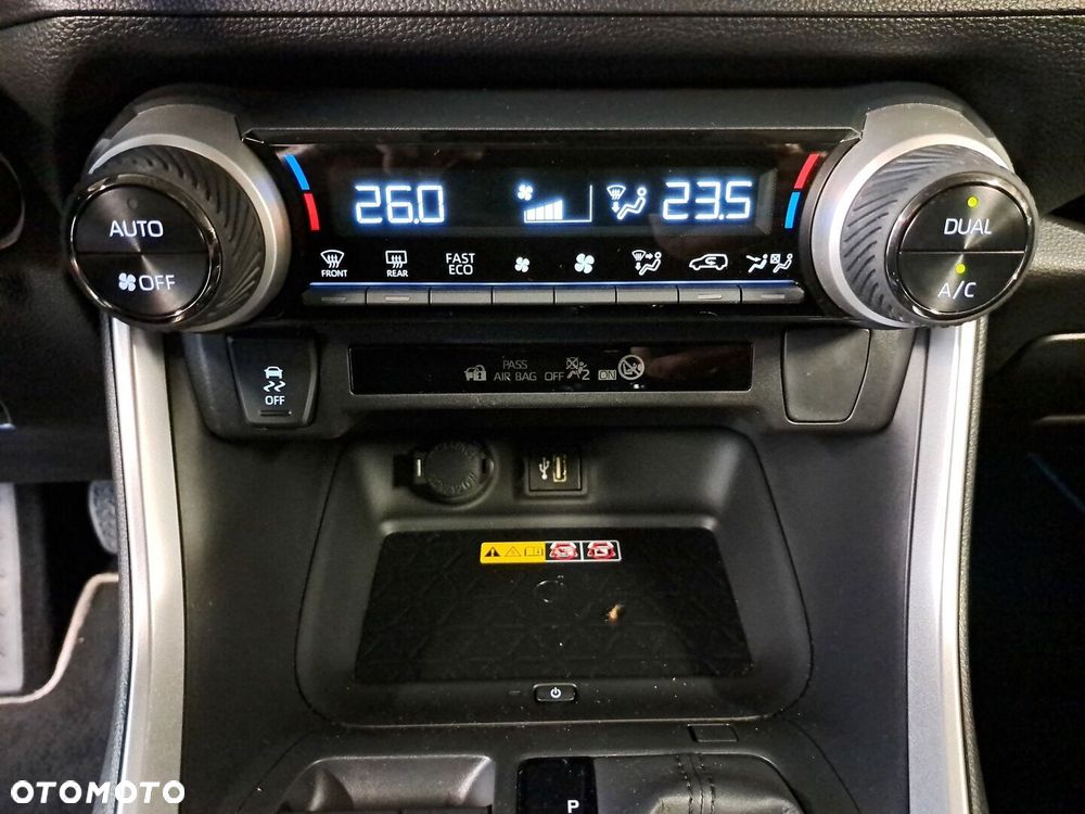 Toyota RAV4 - 25