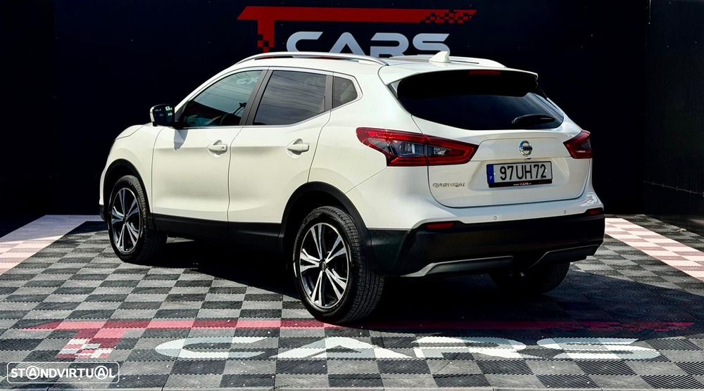 Nissan Qashqai 1.5 dCi N-Connecta 18 - 6