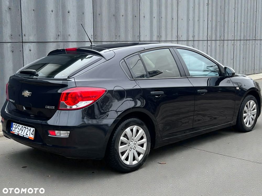 Chevrolet Cruze 1.6 LT - 4