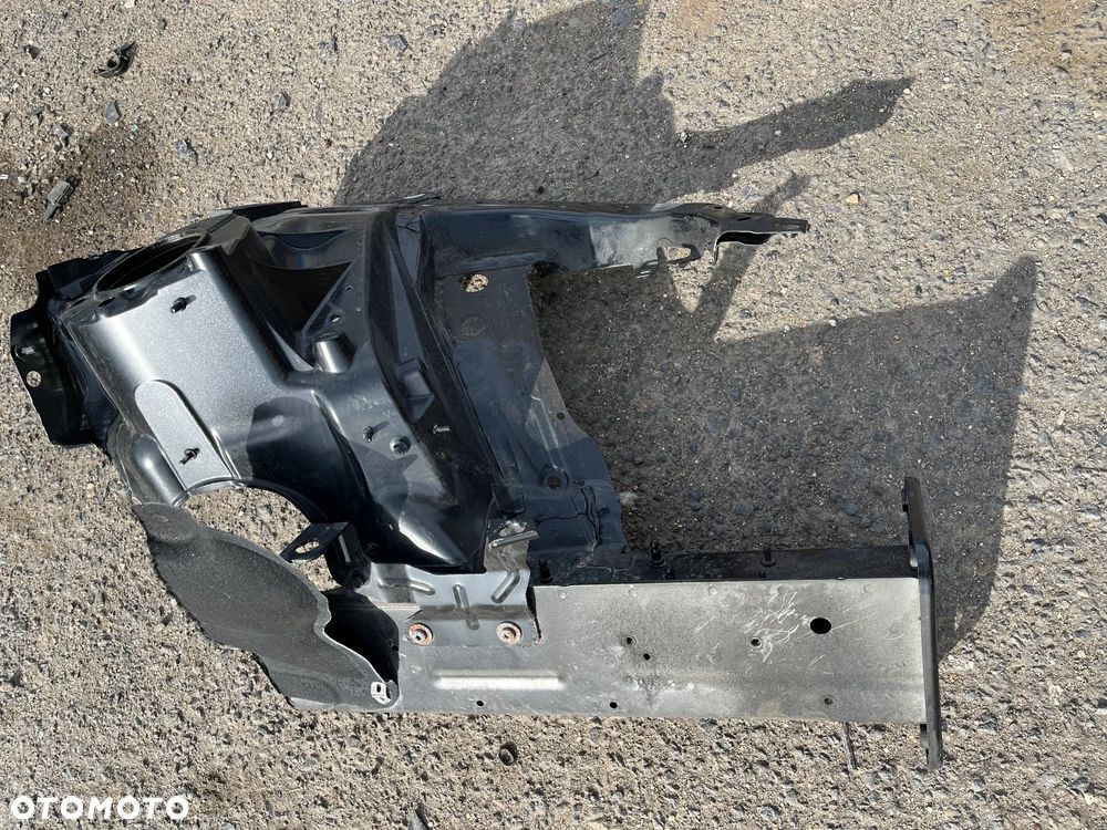 AUDI A4 B9 PODŁUŻNICA FARTUCH KIELICH LEWY PRZÓD A4 B9 8W - 2