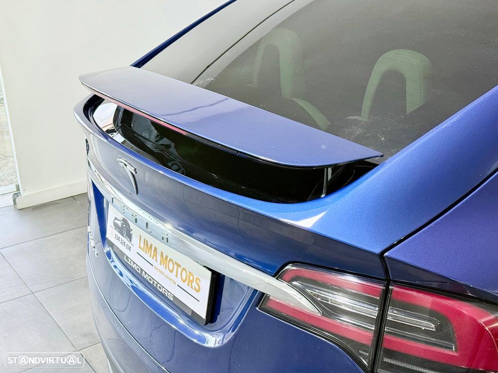 Tesla Model X 100D - 7