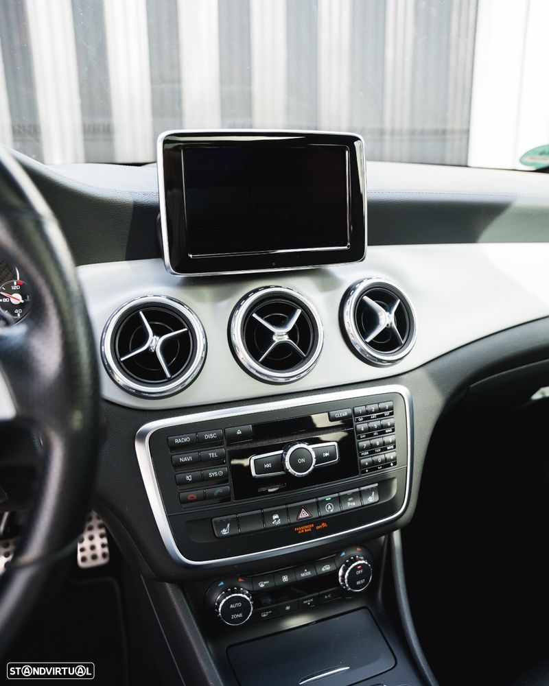 Mercedes-Benz GLA 45 AMG - 7