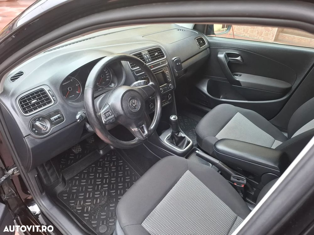 Volkswagen Polo - 16