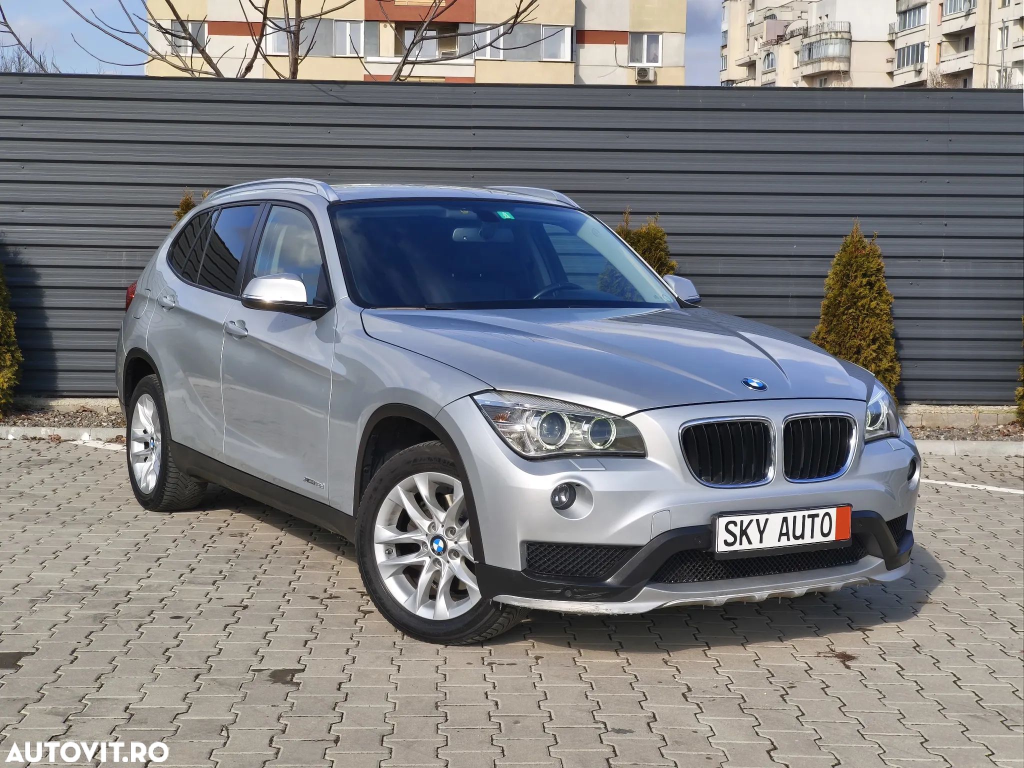 BMW X1 xDrive18d Aut. - 1
