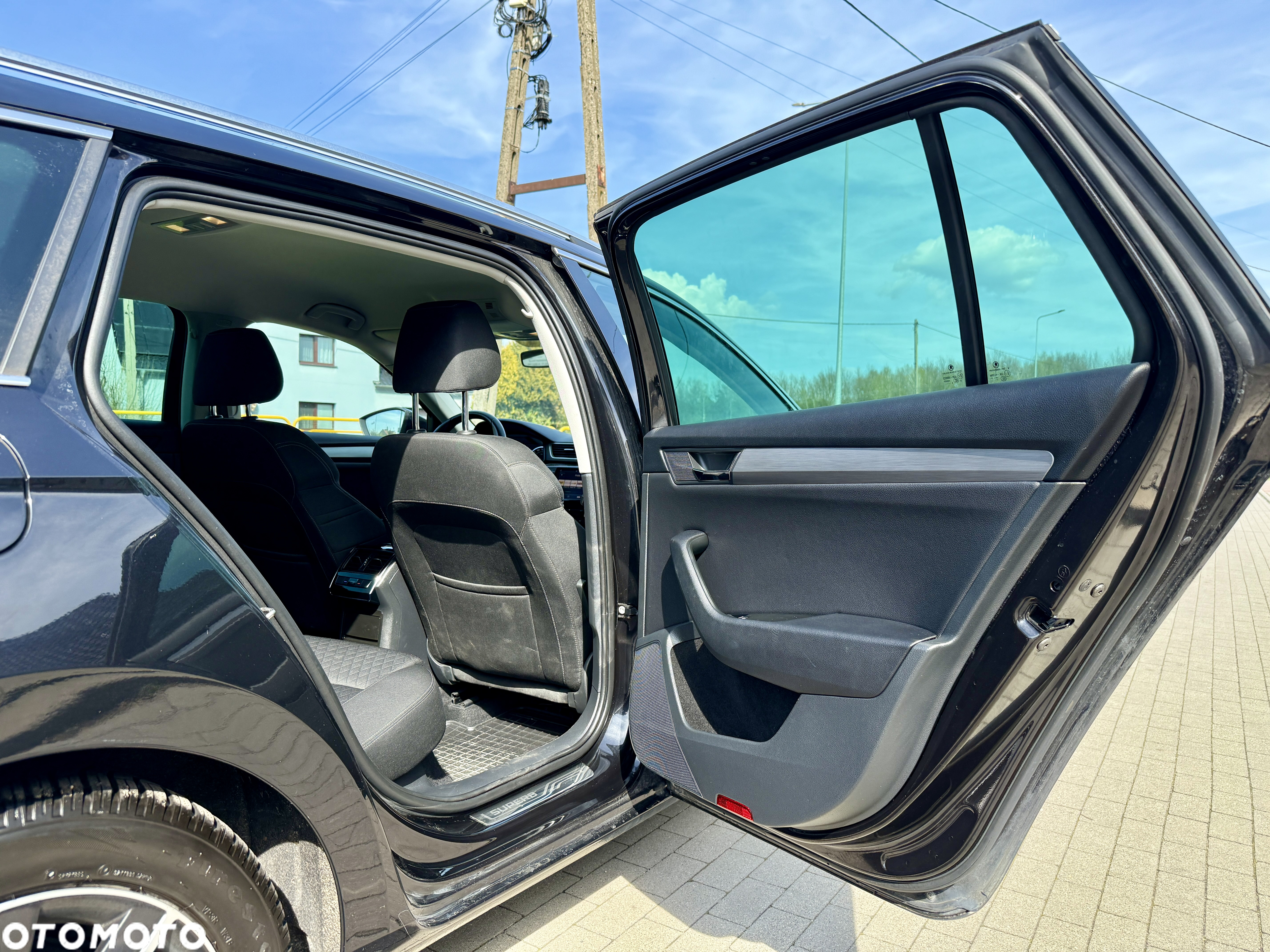 Skoda Superb Combi 1.6 TDI DSG Ambition - 15