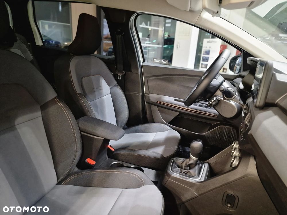 Dacia Jogger 1.6 Full Hybrid 140 Extreme MMT - 12