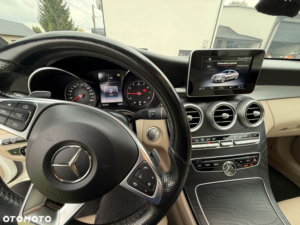 Mercedes-Benz Klasa C 300 7G-TRONIC - 7