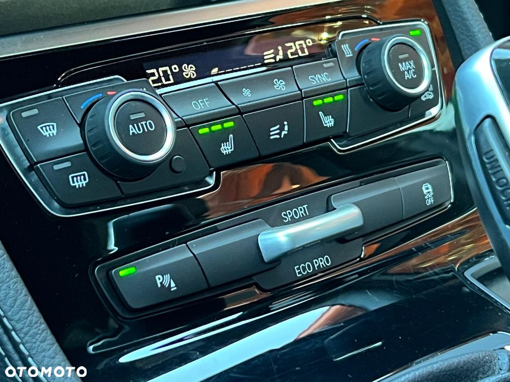 BMW Seria 2 218i M Sport - 32