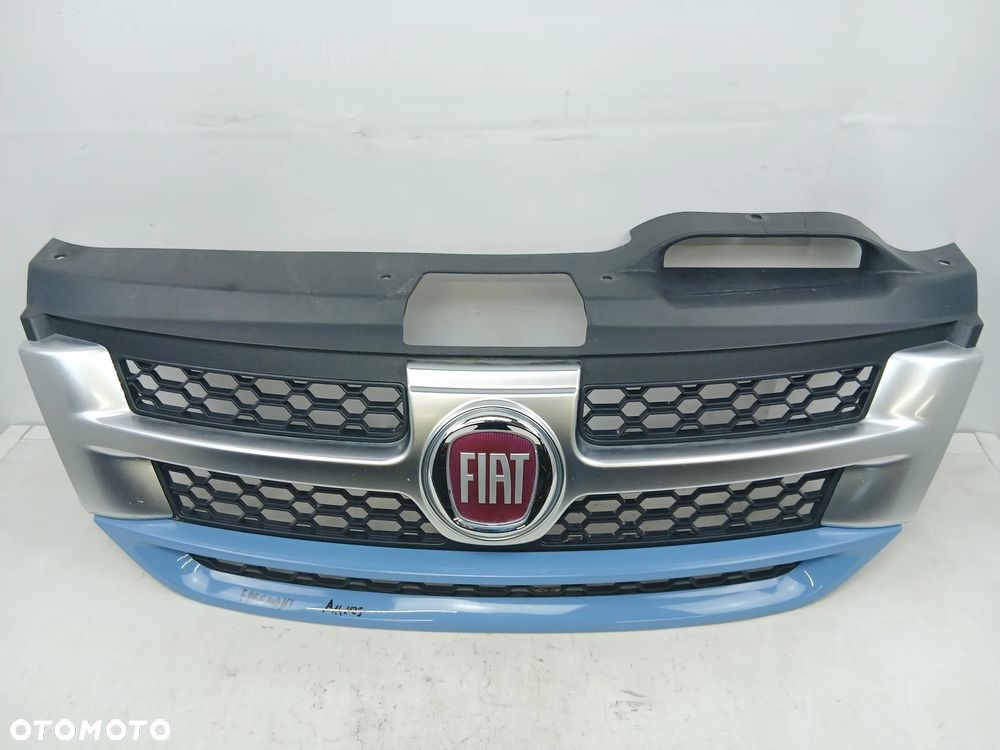 Atrapa Fiat Freemont - 1