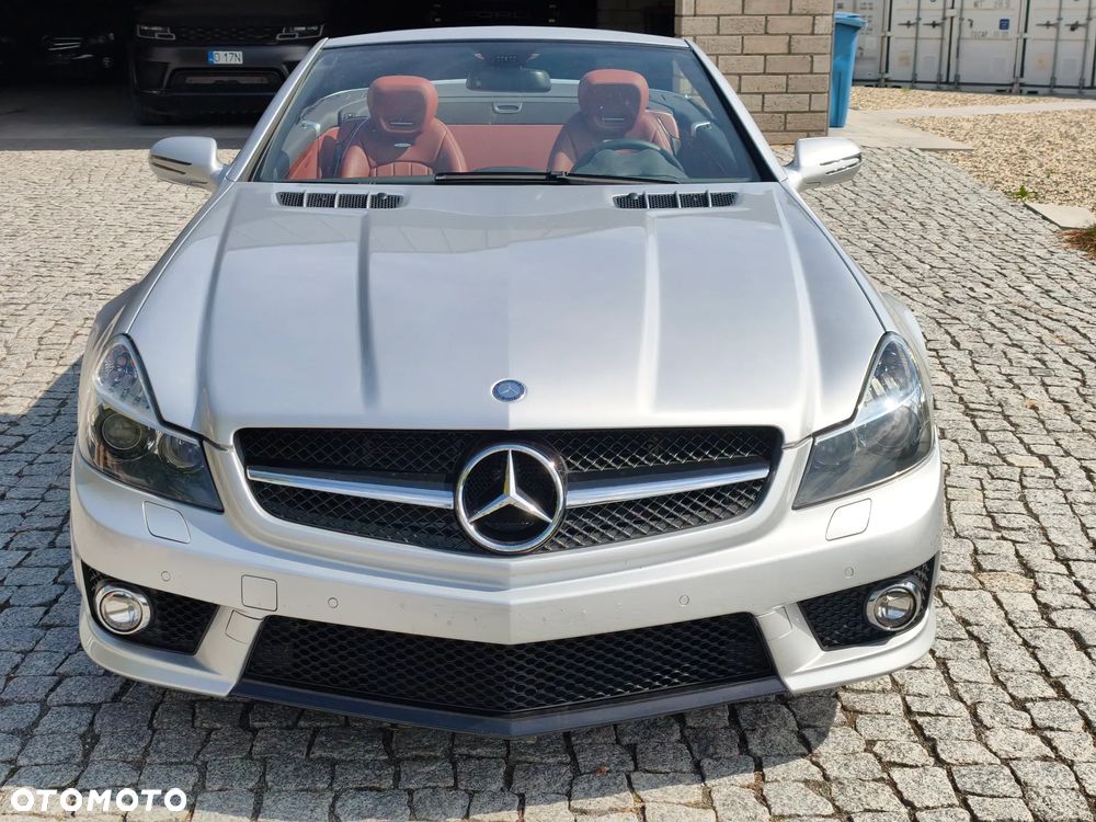 Mercedes-Benz SL 63 AMG SPEEDSHIFT MCT - 21