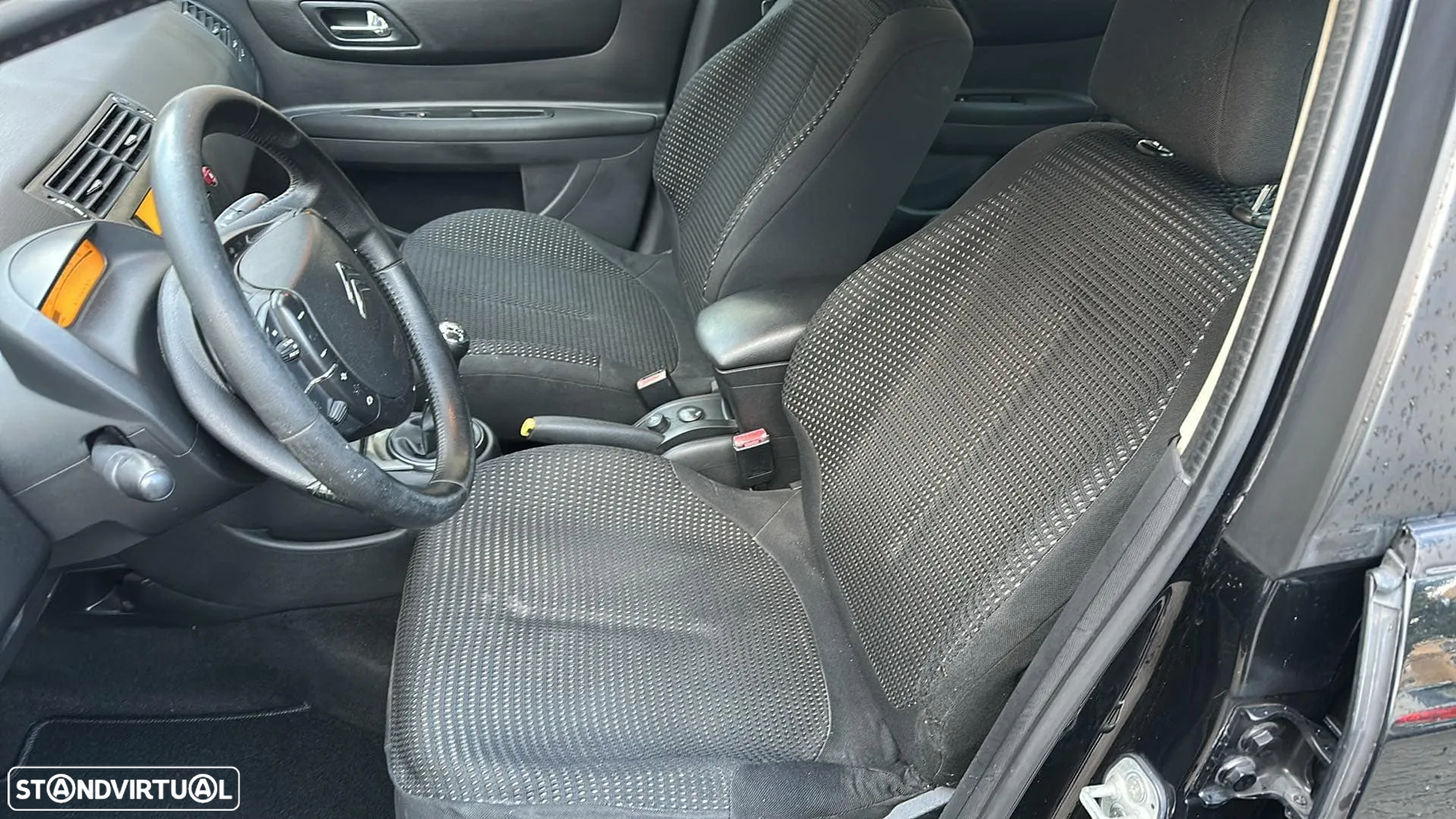 Citroën C4 1.6 HDi SX - 14
