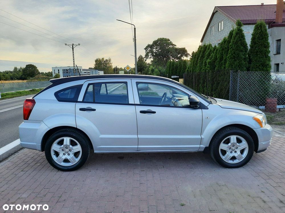 Dodge Caliber - 4