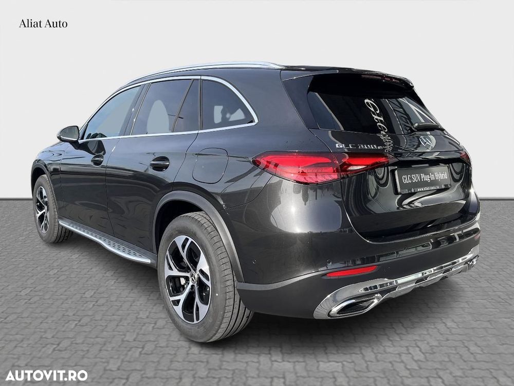 Mercedes-Benz GLC 300 e 4MATIC - 5