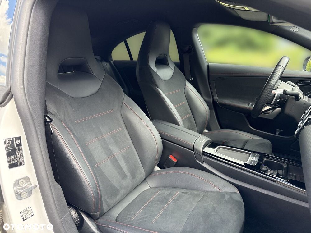Mercedes-Benz CLA - 19