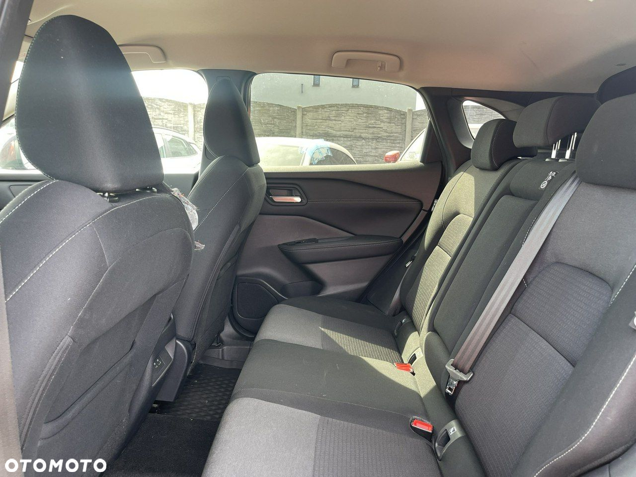 Nissan Qashqai 1.3 DIG-T 4x4 MHEV Xtronic N-Connecta - 11
