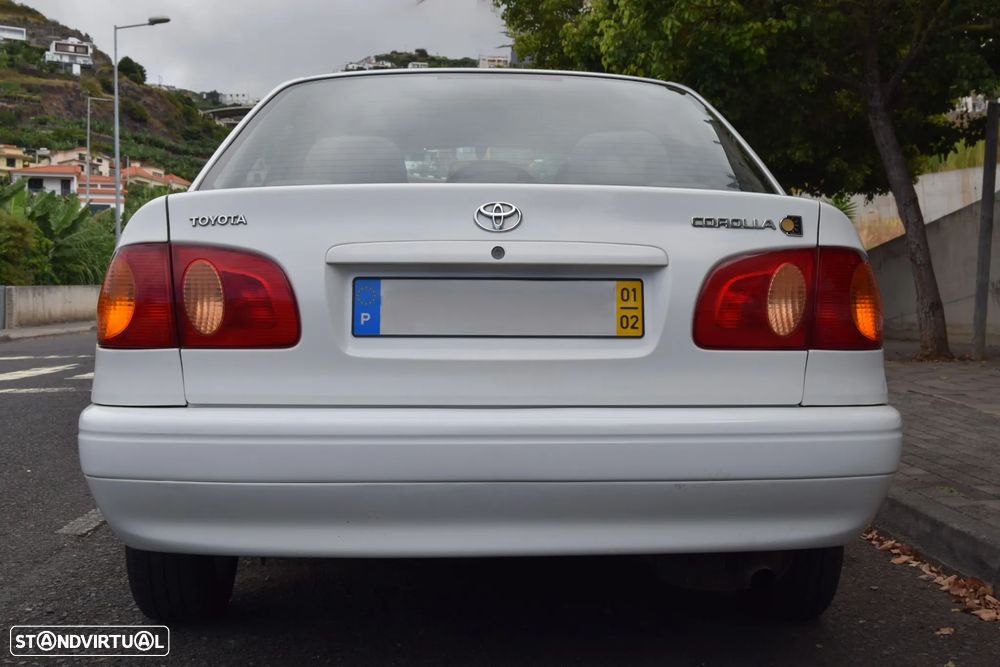 Toyota Corolla S/D 1.4 Sol - 3