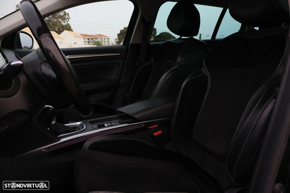 Renault Mégane Sport Tourer ENERGY dCi 110 EDC BOSE EDITION - 4