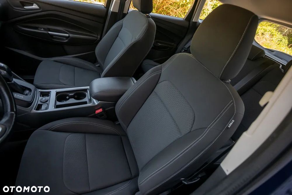 Ford Kuga 2.0 TDCi 4x4 Titanium - 9