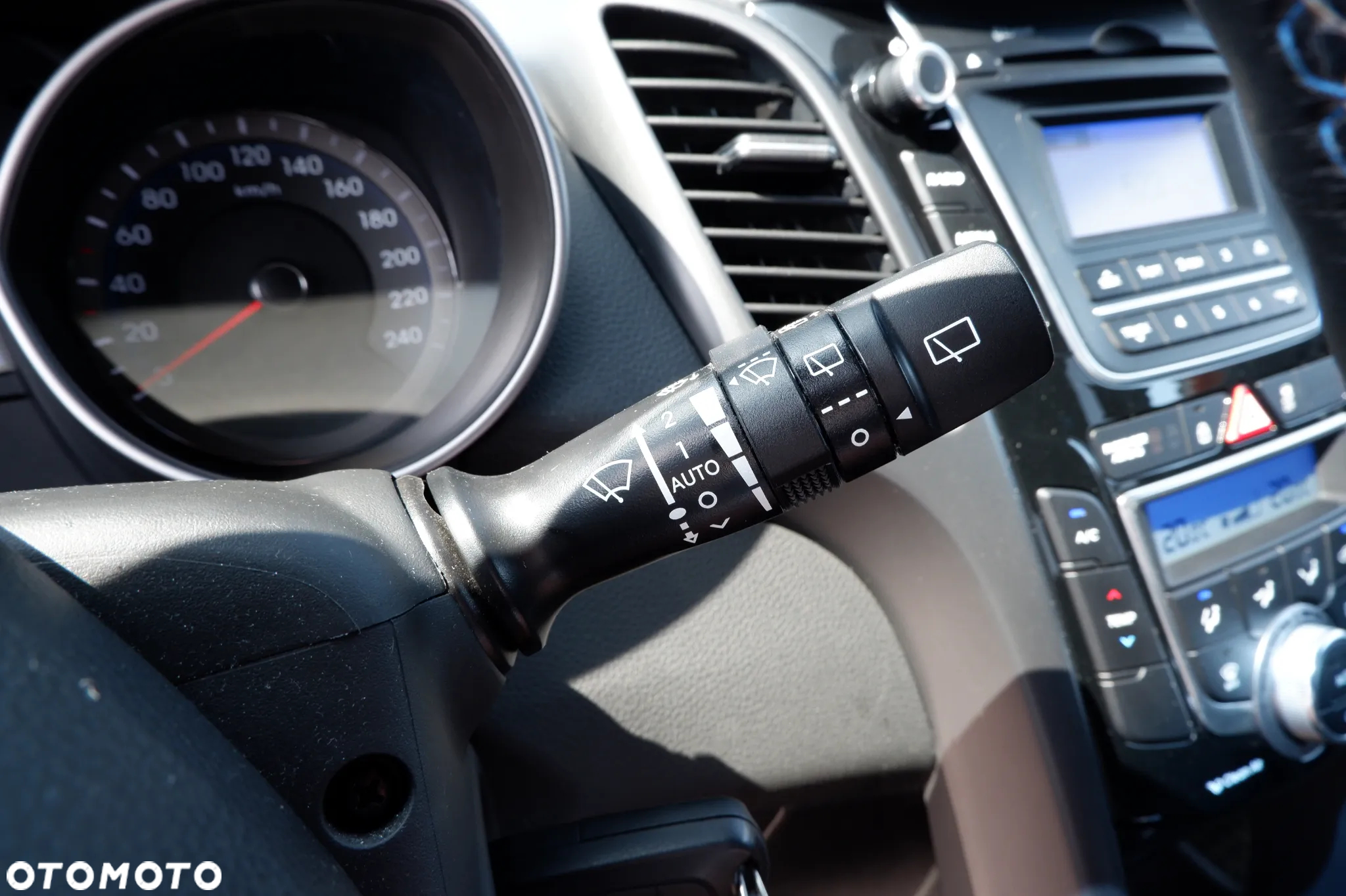 Hyundai i30 1.6 CRDi BlueDrive Go - 32