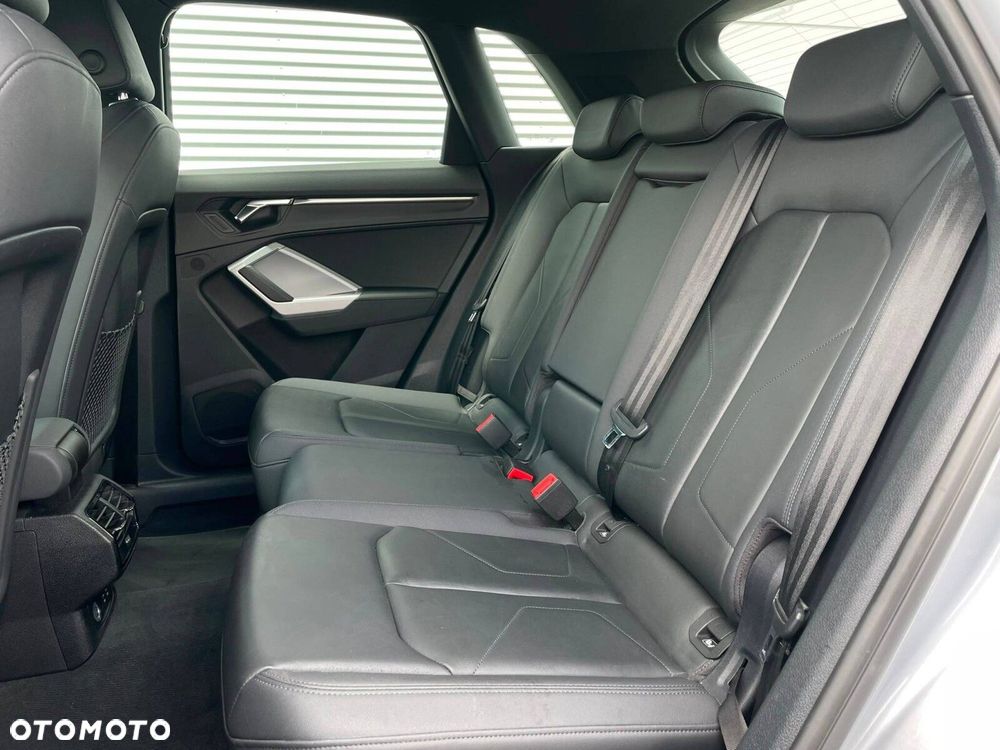 Audi Q3 - 13