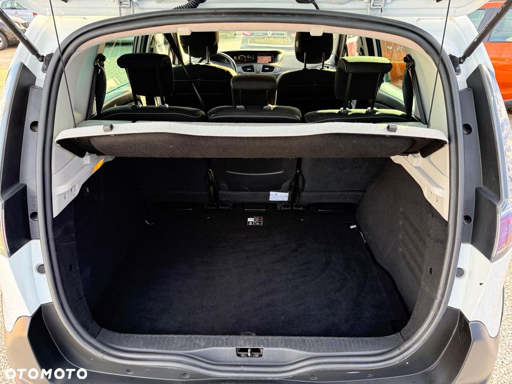 Renault Scenic dCi 110 Xmod Paris - 27