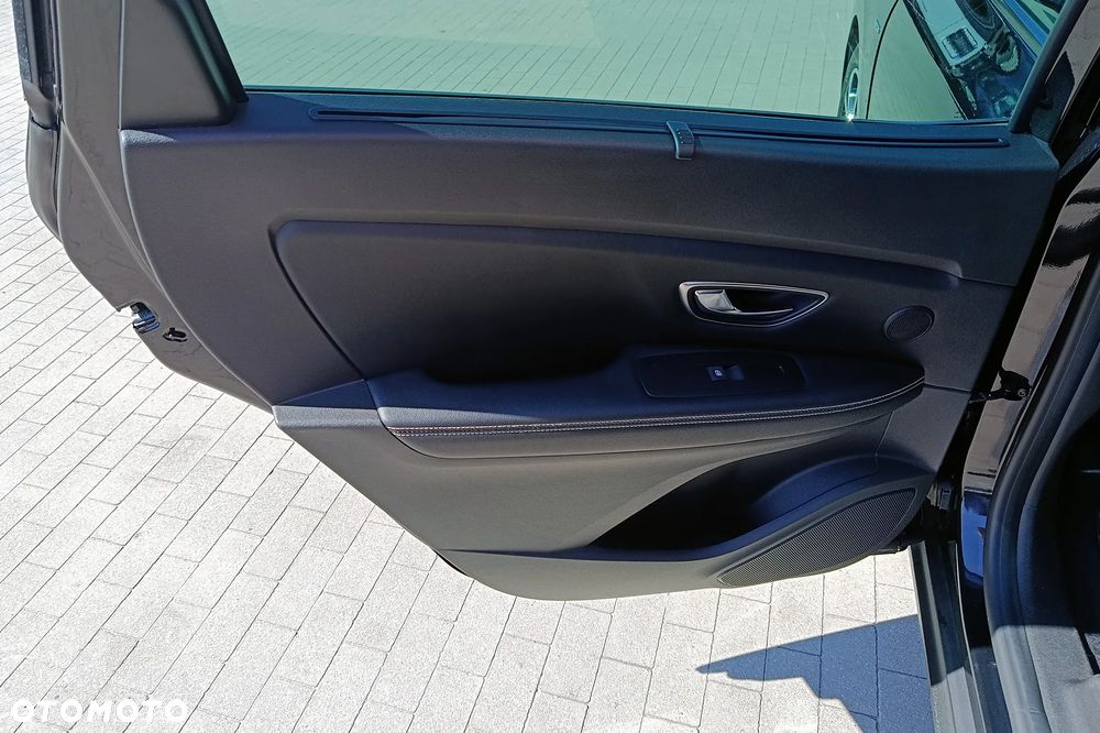 Renault Grand Scenic Energy TCe 130 S&S Bose Edition - 29