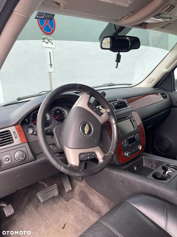 Chevrolet Tahoe - 17