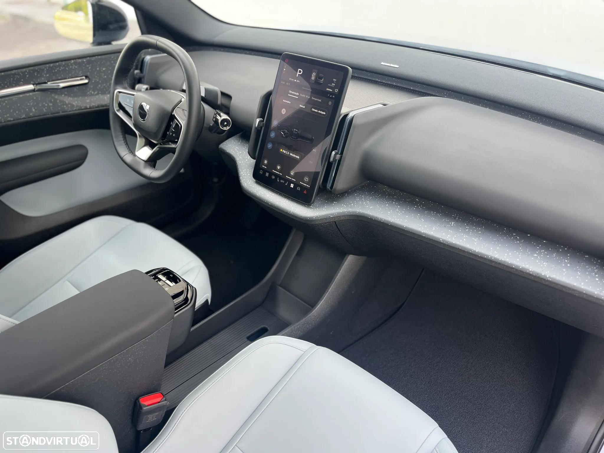 Volvo EX30 69 kWh Twin Motor Ultra - 23