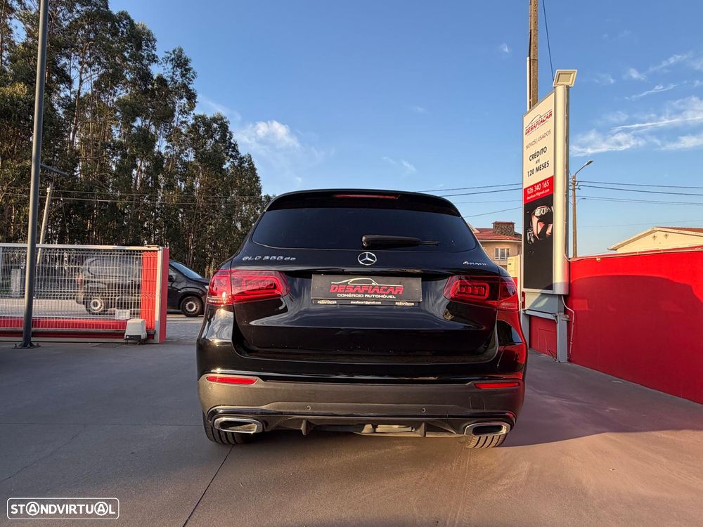 Mercedes-Benz GLC 300 de 4Matic 9G-TRONIC AMG Line - 13