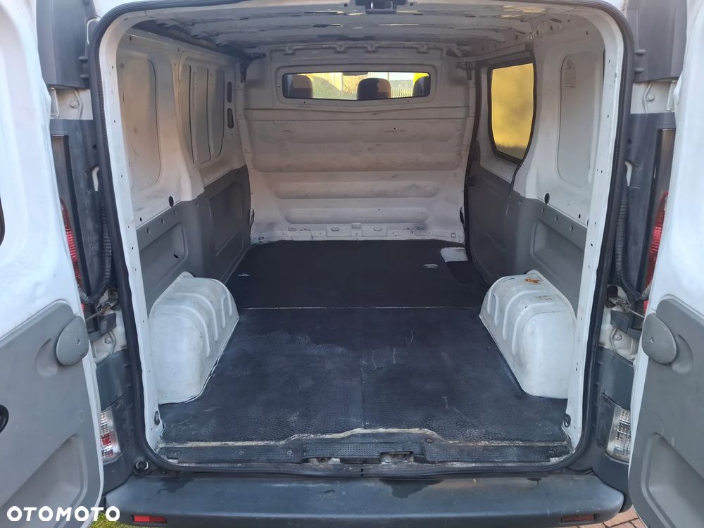 Renault TRAFIC - 5