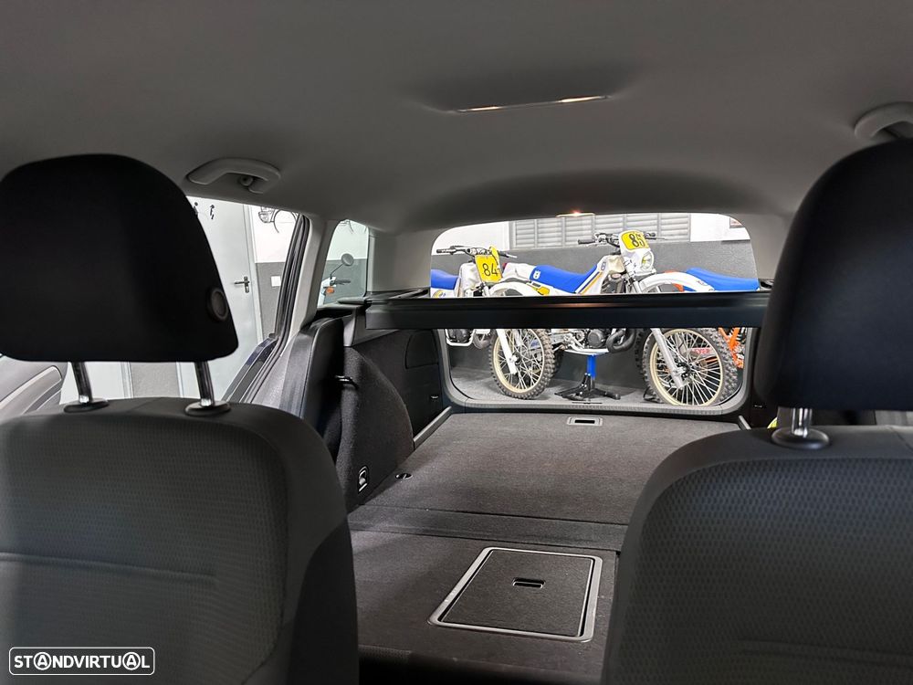 VW Golf Variant 1.6 TDi BlueMotion Confortline - 5