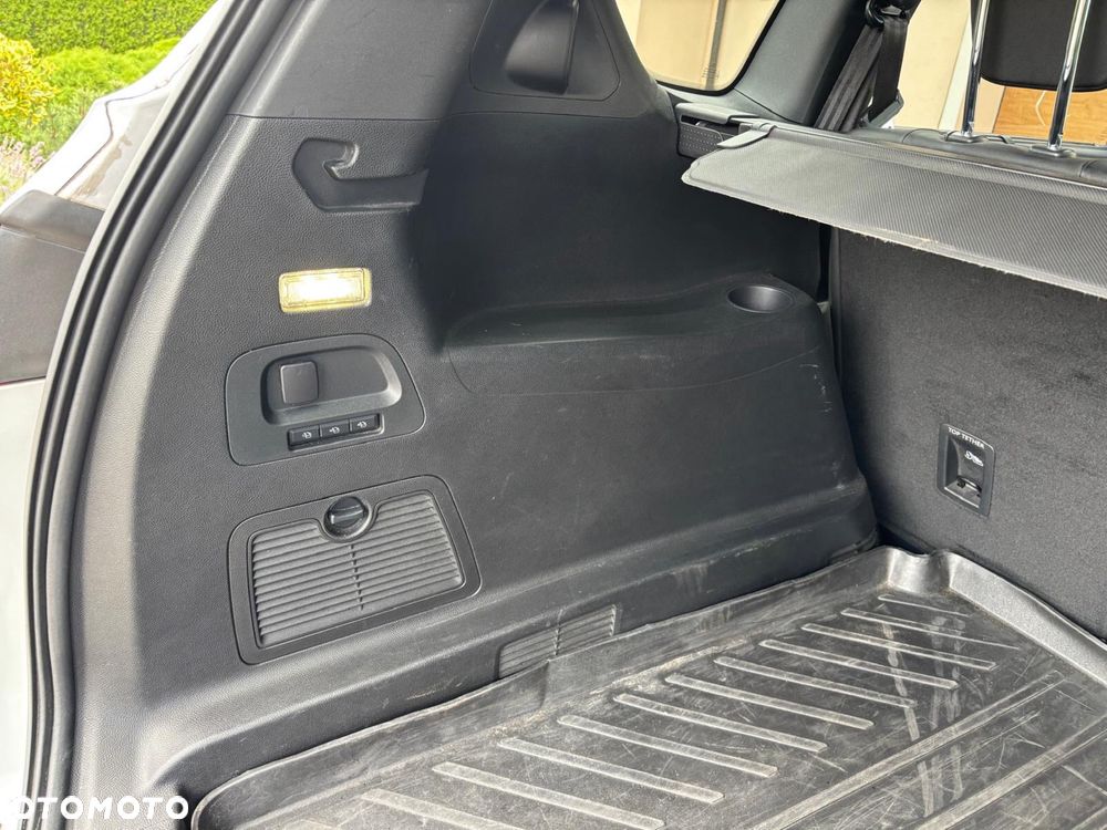 Ford S-Max - 7