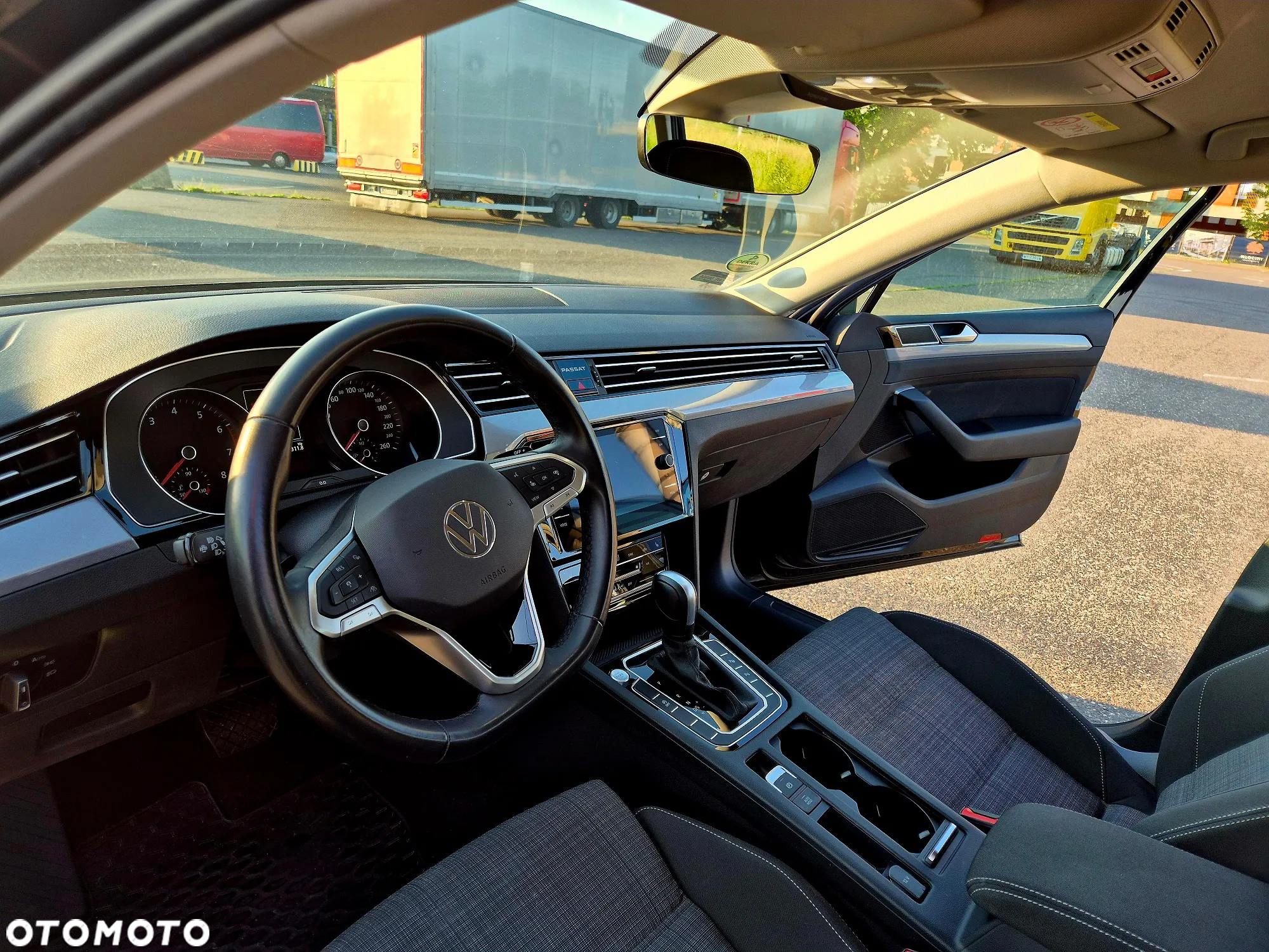 Volkswagen Passat - 9