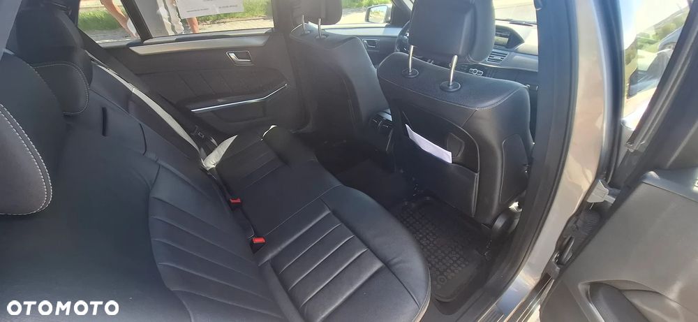 Mercedes-Benz Klasa E 250 CDI DPF BlueEFFICIENCY 7G-TRONIC Avantgarde - 8