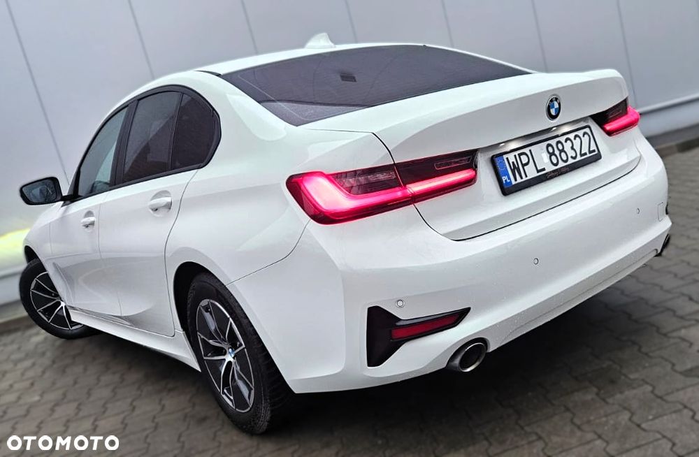 BMW Seria 3 318i Business Edition - 5