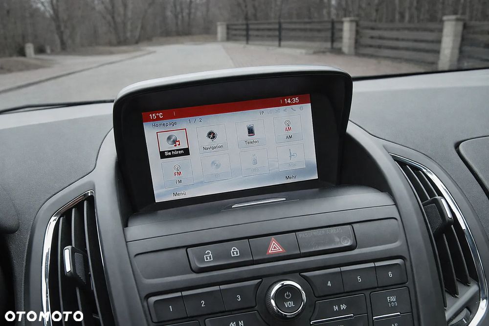 Opel Zafira 1.6 T SIDI Cosmo S&S - 15