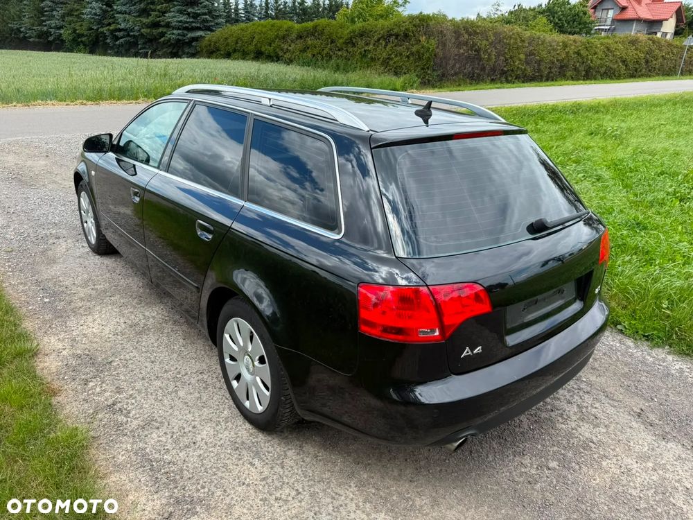 Audi A4 Avant - 4