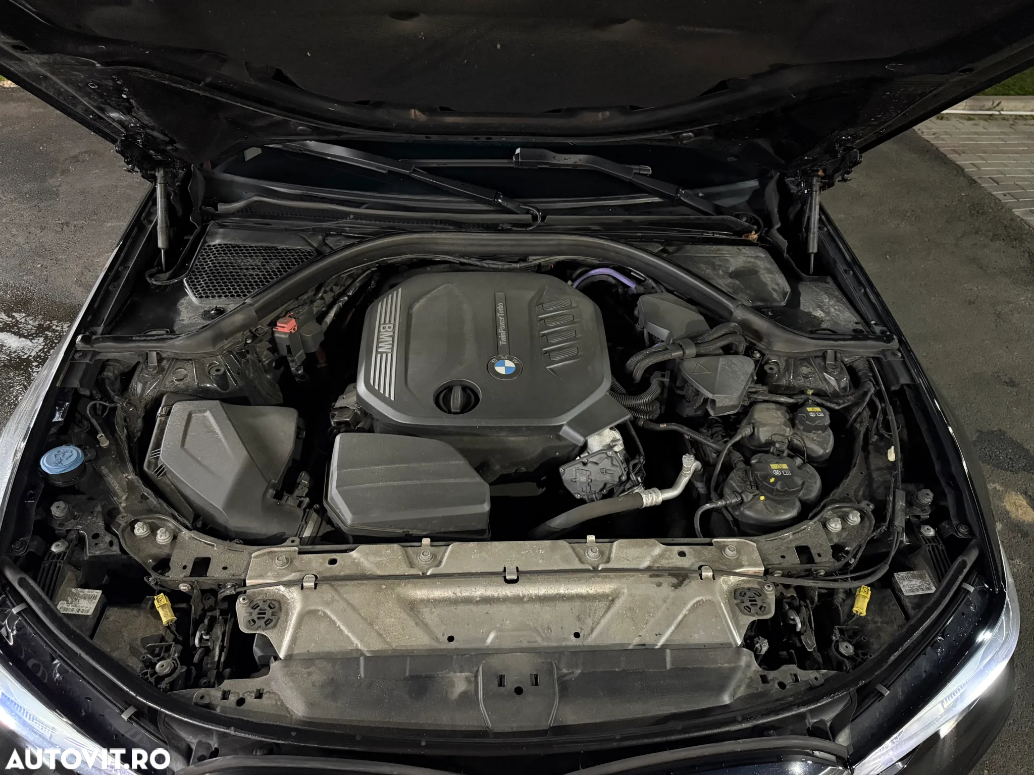 BMW Seria 3 320d Touring Aut. Advantage - 16