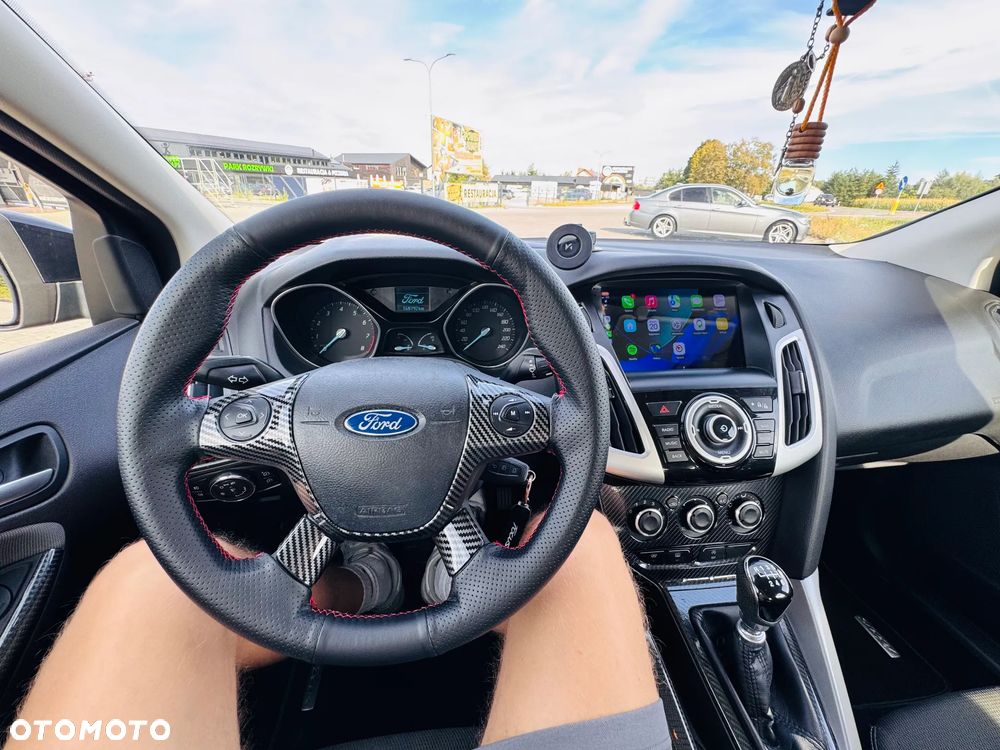 Ford Focus 1.0 EcoBoost STart-Stopp-System Trend - 27