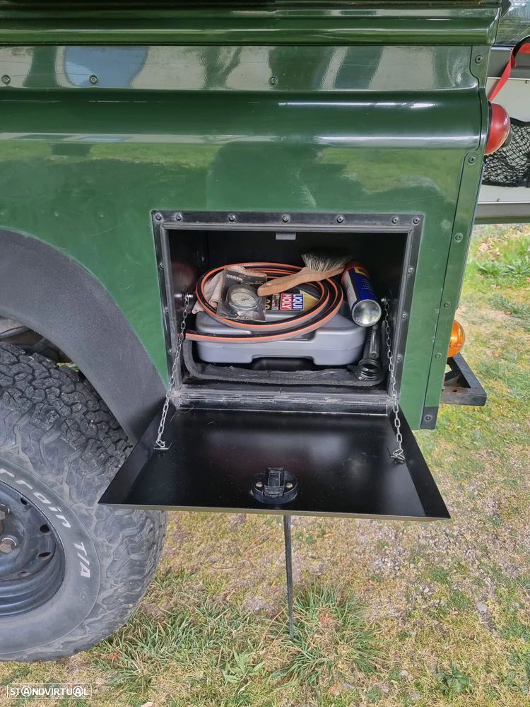 Land Rover Defender 110 2.5 TD5 Metal Top - 4