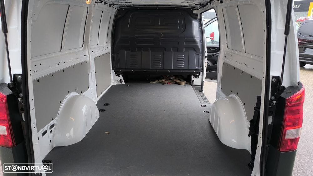 Mercedes-Benz Vito Furgão Pro Longo 114Cdi - 8