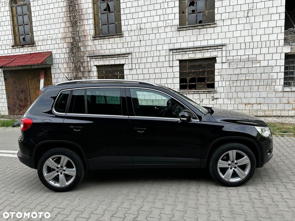 Volkswagen Tiguan 1.4 TSI BlueMotion Technology Exclusive - 4