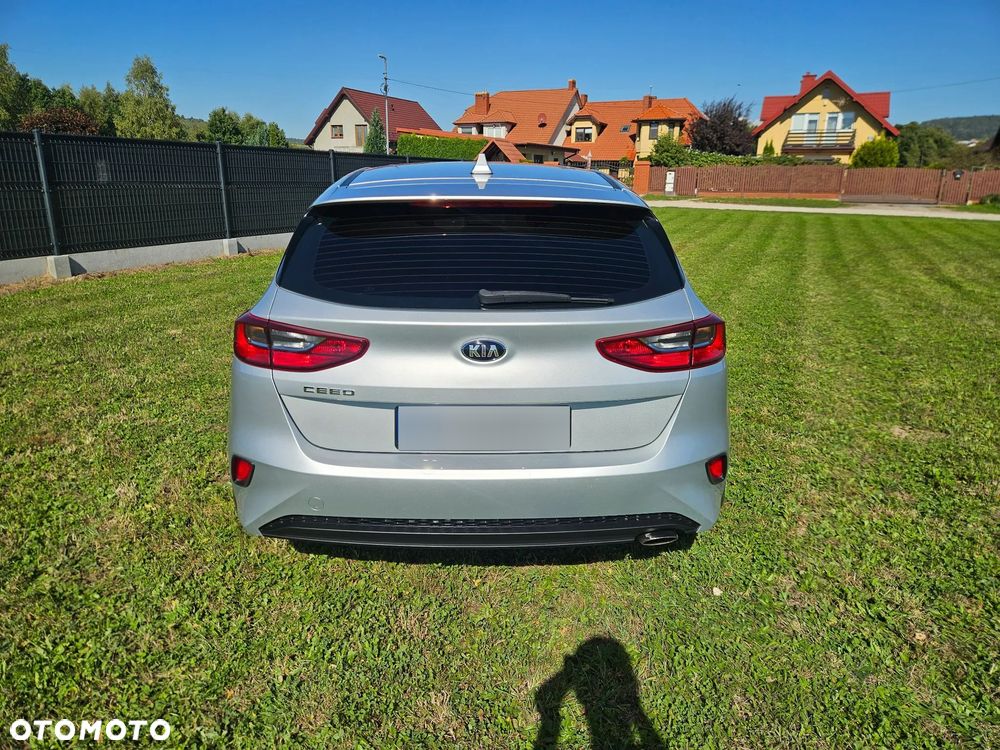 Kia Ceed - 5